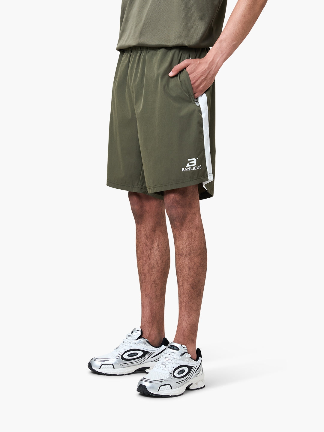 PERFORMANCE SHORTS | OLIVE