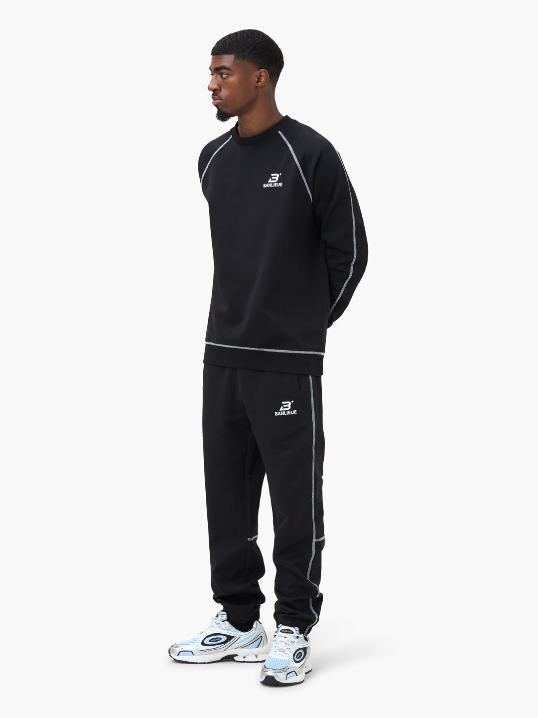 CONTRAST STITCH SWEATER | BLACK / WHITE