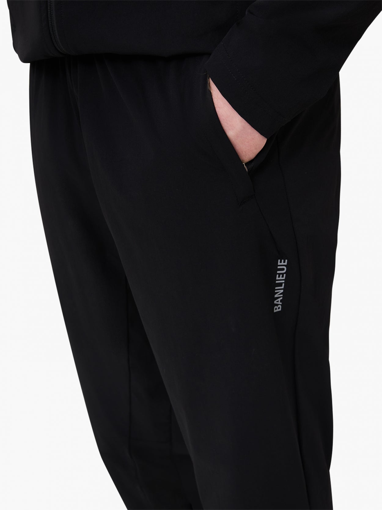 PERFORMANCE TRACKPANTS | BLACK