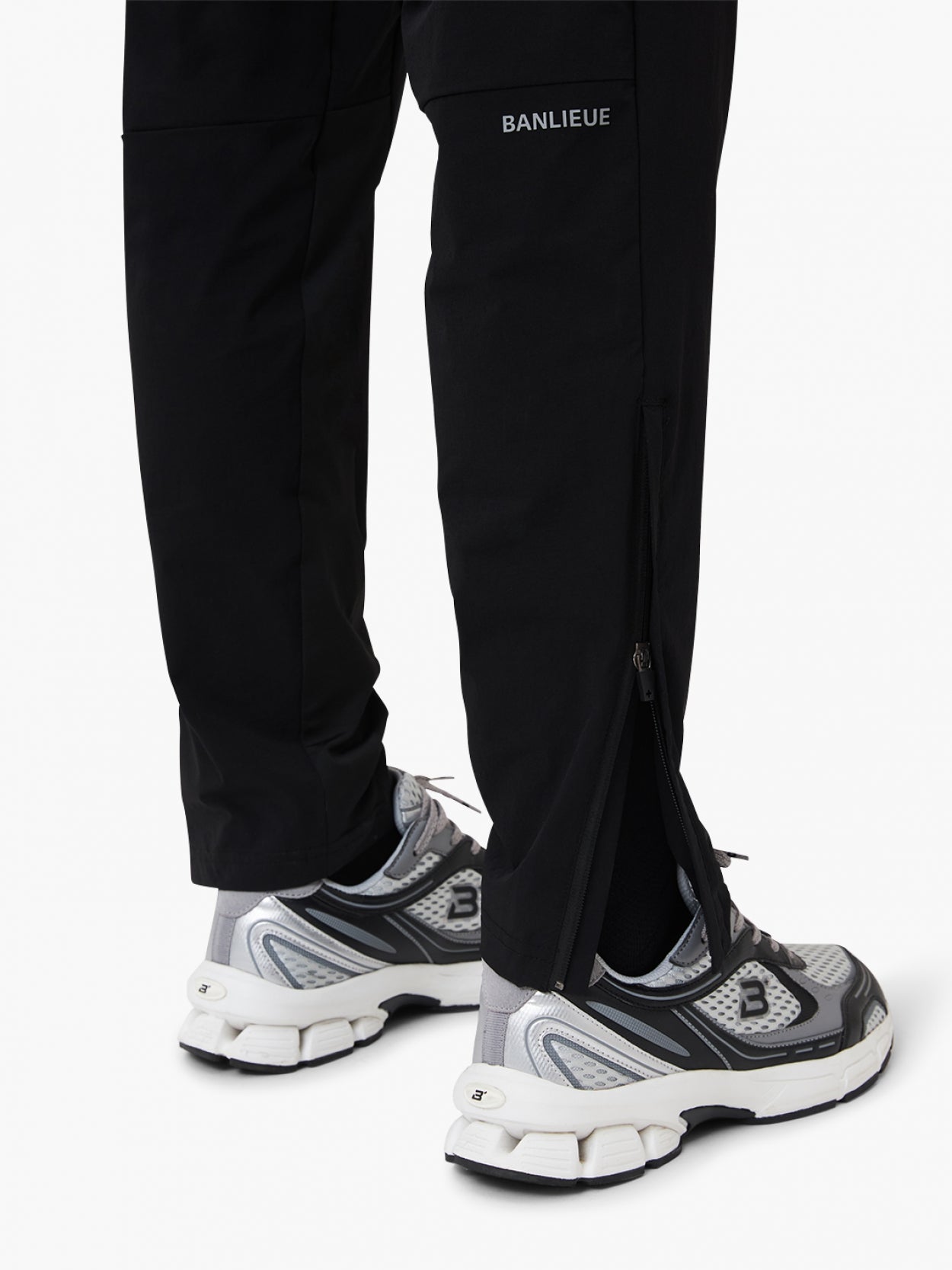 PERFORMANCE TRACKPANTS | BLACK