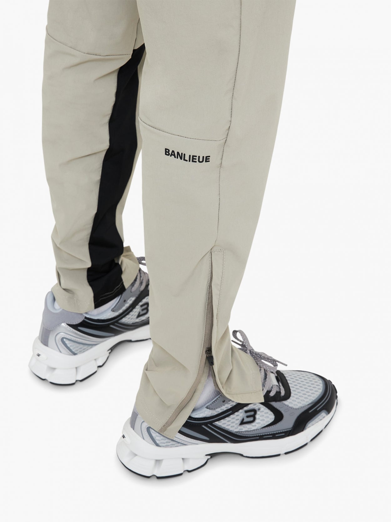 PERFORMANCE + TRACKPANTS | CLOUD GREY