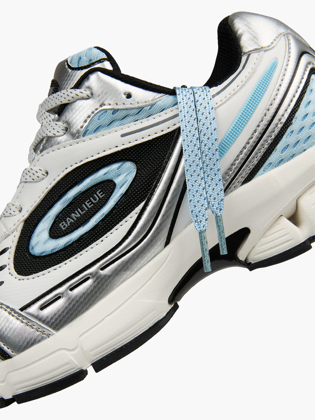 THE RUNNER+ | LIGHT BLUE / SILVER / CORE WHITE