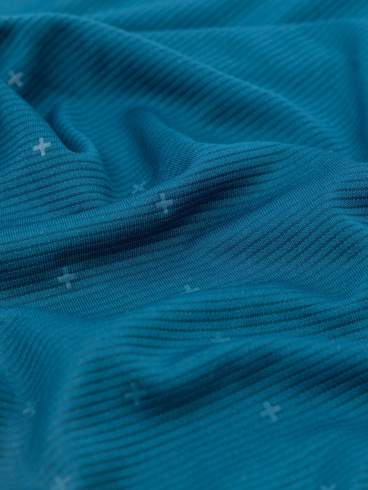 PERFORMANCE + T-SHIRT | STEEL BLUE