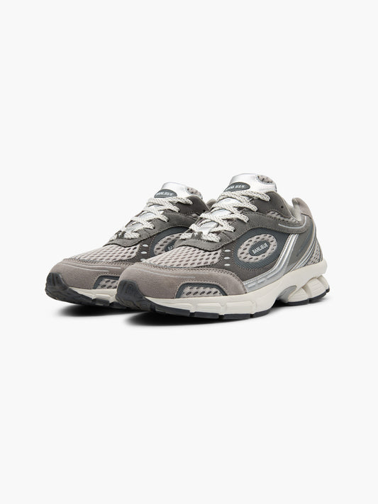BANLIEUE SNEAKER (SUEDE) | CLOUD GREY / METALLIC SILVER / CORE WHITE