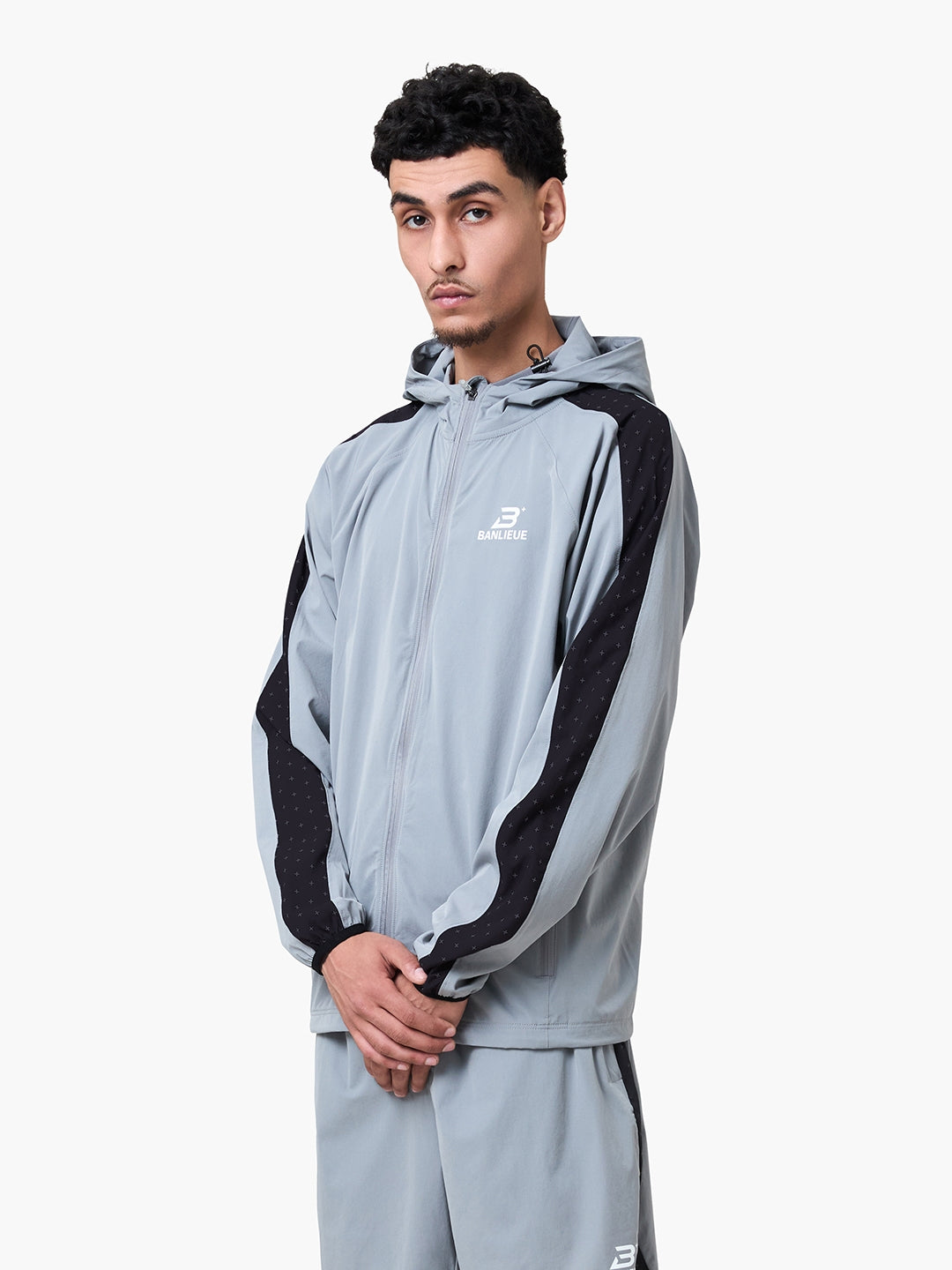 PERFORMANCE HOODED TRACKTOP | GREY