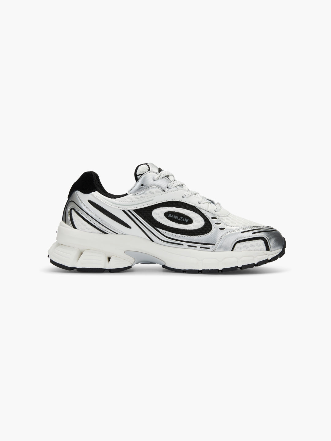 THE RUNNER+ | CORE WHITE / METALLIC SILVER / CORE BLACK